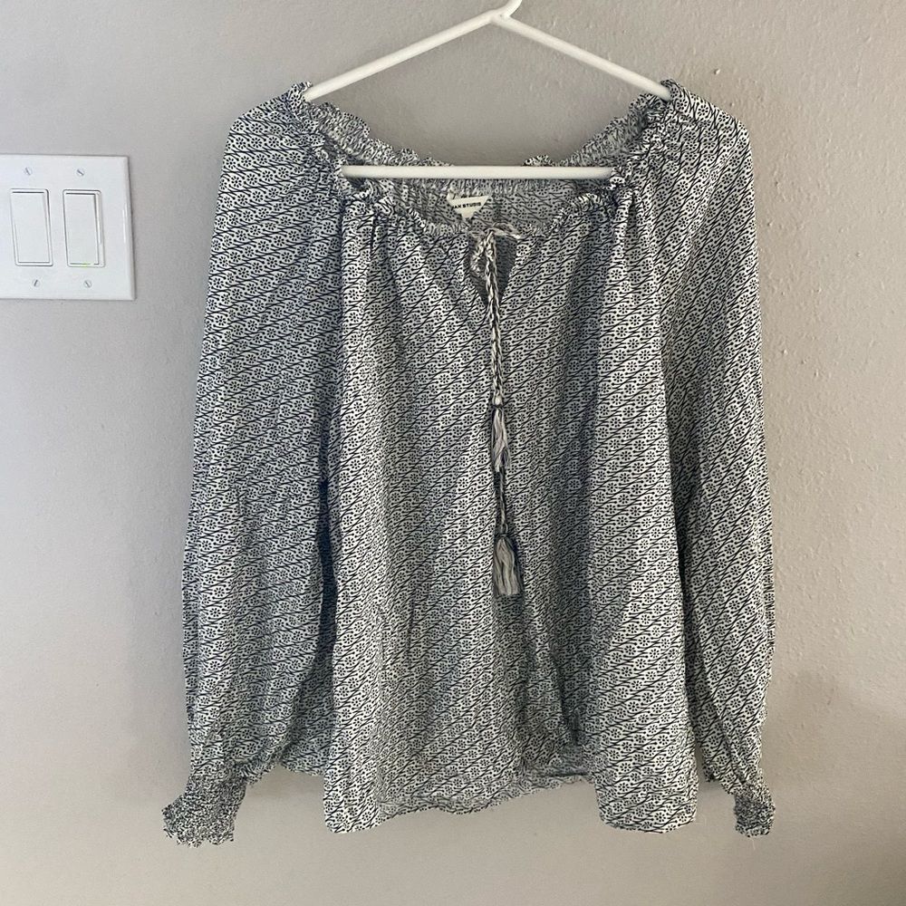 Max Studio Ladies XL Rayon white & Black Blouse 👚